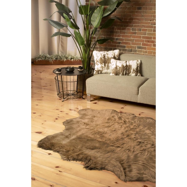 Palacedesigns 5 x 6 ft. Faux Sheepskin Non Skid Area Rug - Tan PA3094332 - main